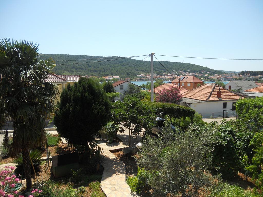 Apartment Guste Šibenik Chambre photo